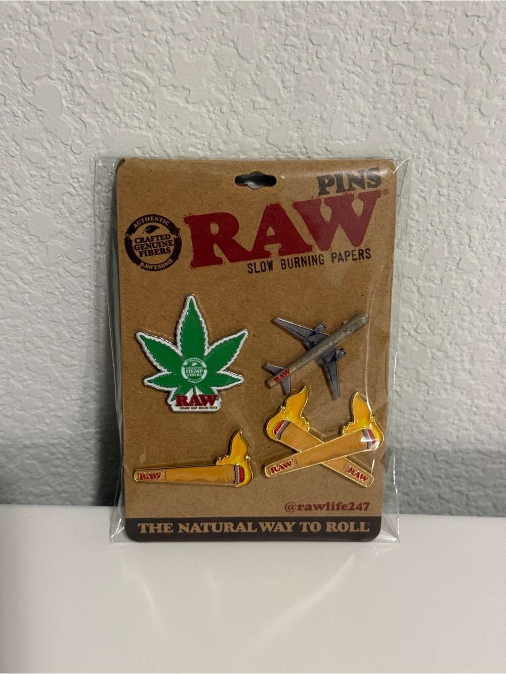 RAW Pins Set